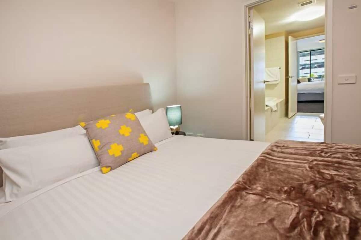 3 bedrooms, blackout drapes, soundproofing, iron/ironing board