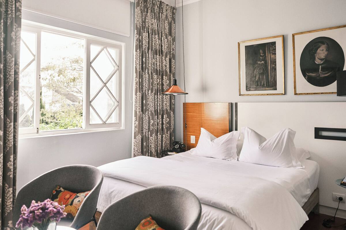 Standard Room, 1 Queen Bed (COSY)