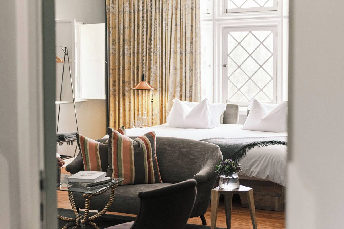 Superior Room, 1 King Bed (GRAND)