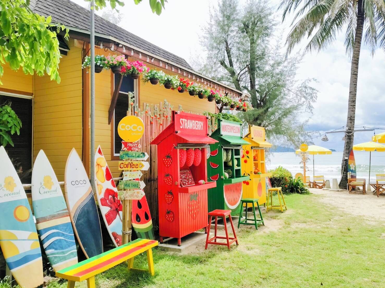 Beach bar