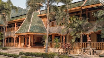 1 phòng ngủ, két bảo mật tại phòng, bàn