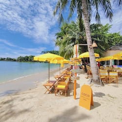 Beach bar
