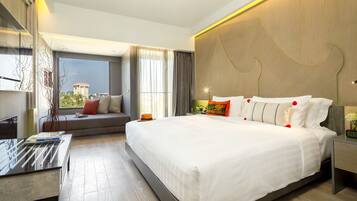 Deluxe kamer | Een kluis op de kamer, geluiddichte muren, een strijkplank/strijkijzer