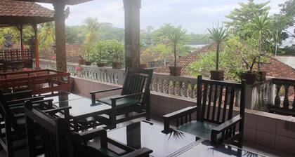 Serangan Inn 1