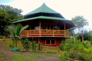 Standard Shared Dormitory | Free WiFi