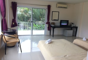 Standard Twin Room | Desk, soundproofing, free WiFi, bed sheets - OYO 619 Water Palm Resort (Takua Pa)