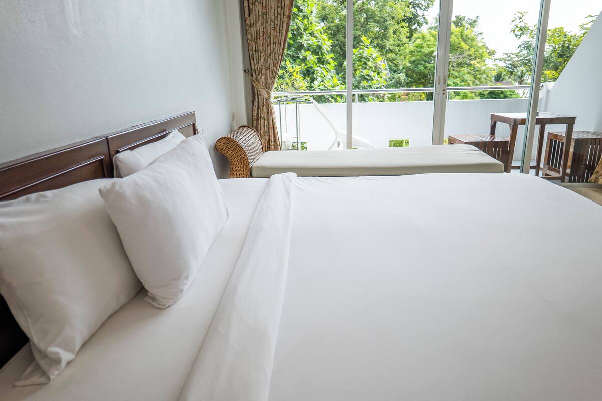 Superior Twin Room Floor 3 | Caja fuerte, escritorio, cortinas opacas y wifi