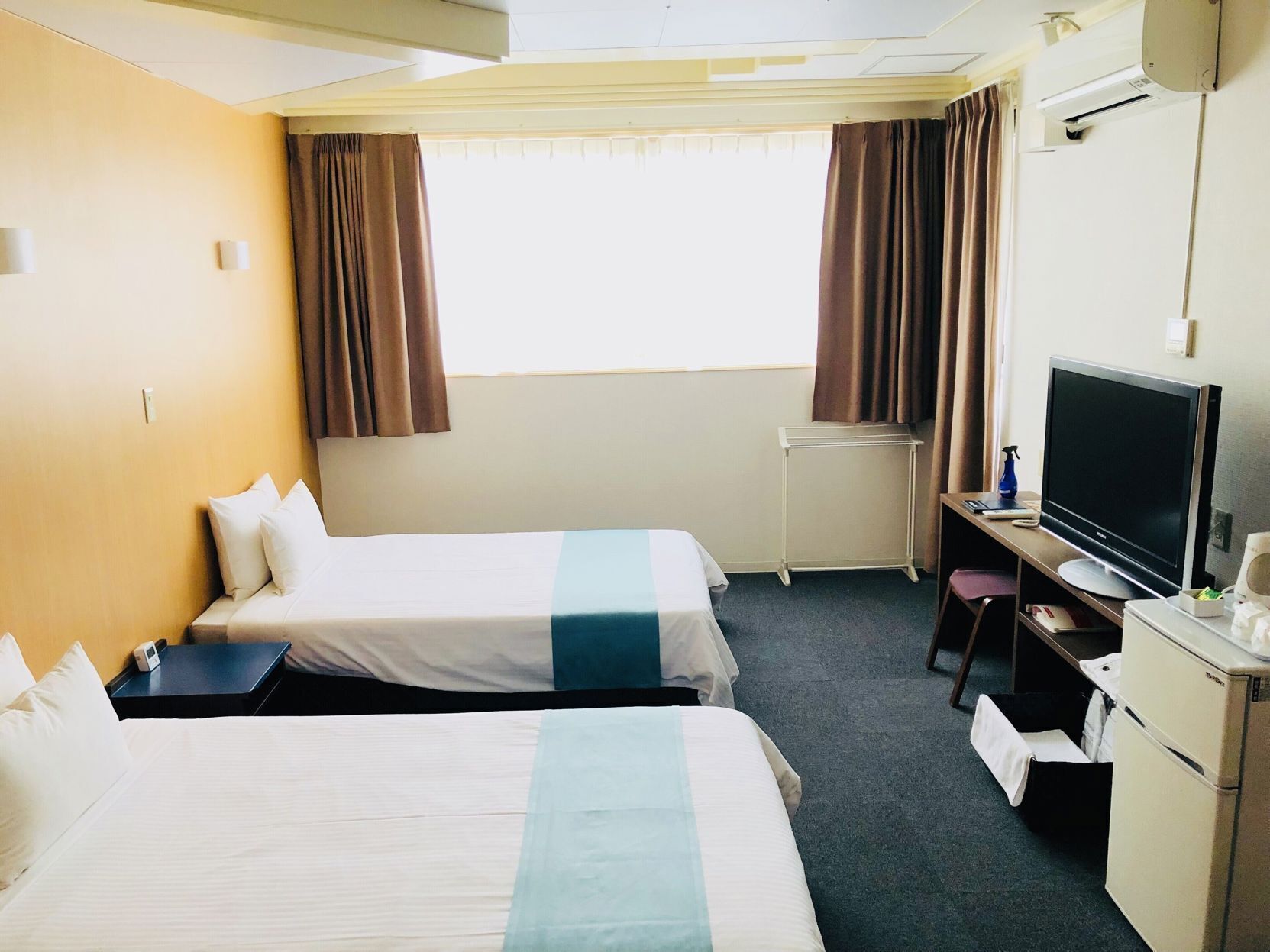 Blackout drapes, iron/ironing board, free WiFi, bed sheets