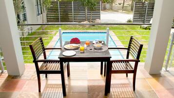 Petit déjeuner anglais compris tous les jours