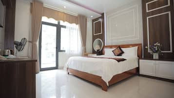 Minibar, blackout curtains, free WiFi, bed sheets
