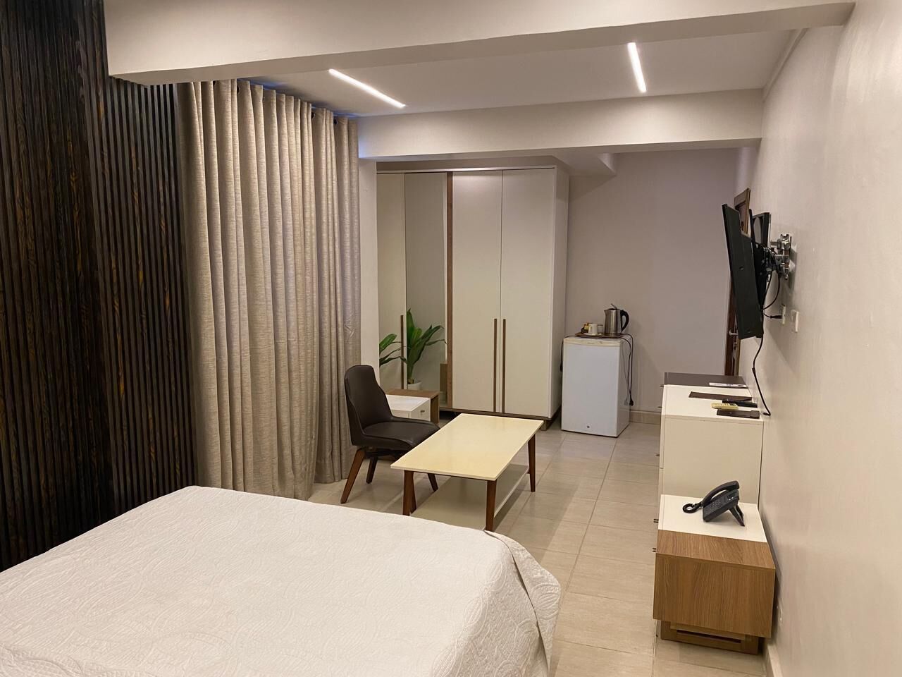 Minibar, in-room safe, desk, soundproofing