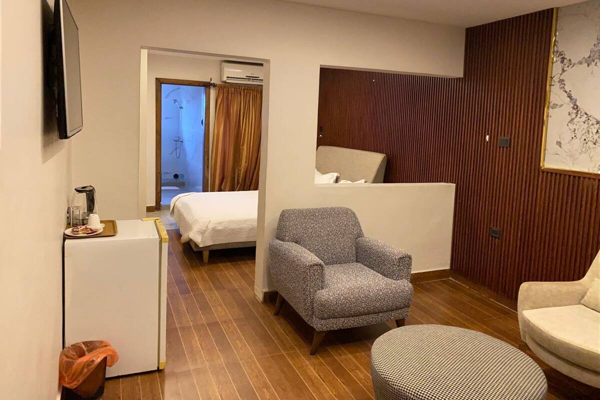 Minibar, in-room safe, desk, soundproofing