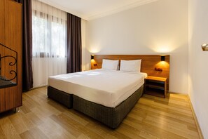 Minibar, soundproofing, iron/ironing board, free WiFi - Keyif Pansiyon (Kemer)