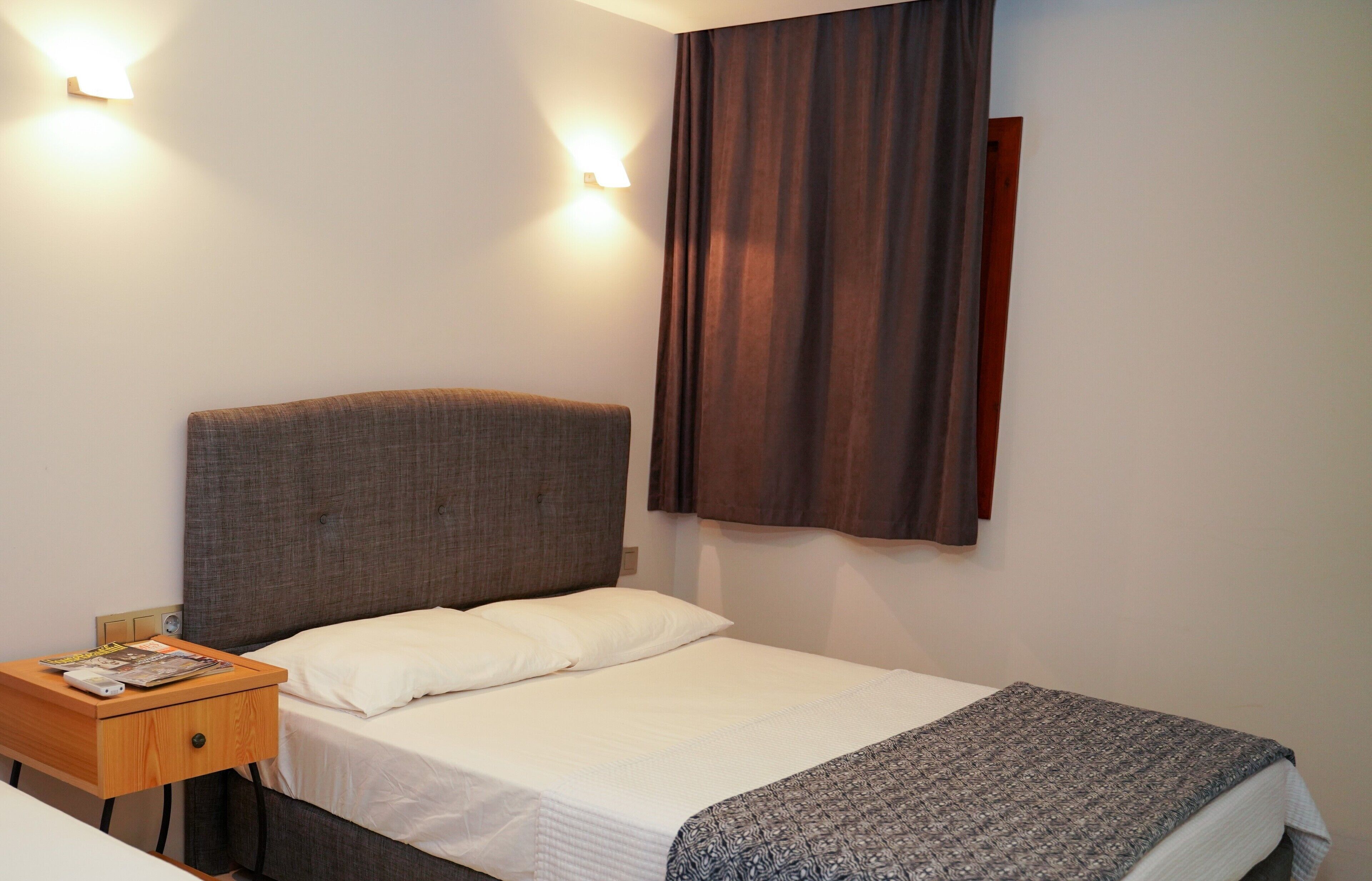 Minibar, soundproofing, iron/ironing board, free WiFi