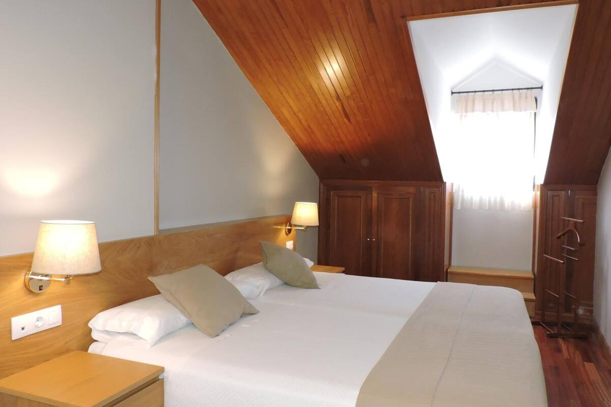 minibar, desk, blackout curtains, free wifi