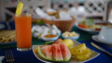 Free daily English breakfast