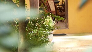 Porch - Villa Sunbird (Wennappuwa)
