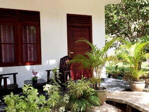 Exterior - Damith Tourist Inn (Mirissa)