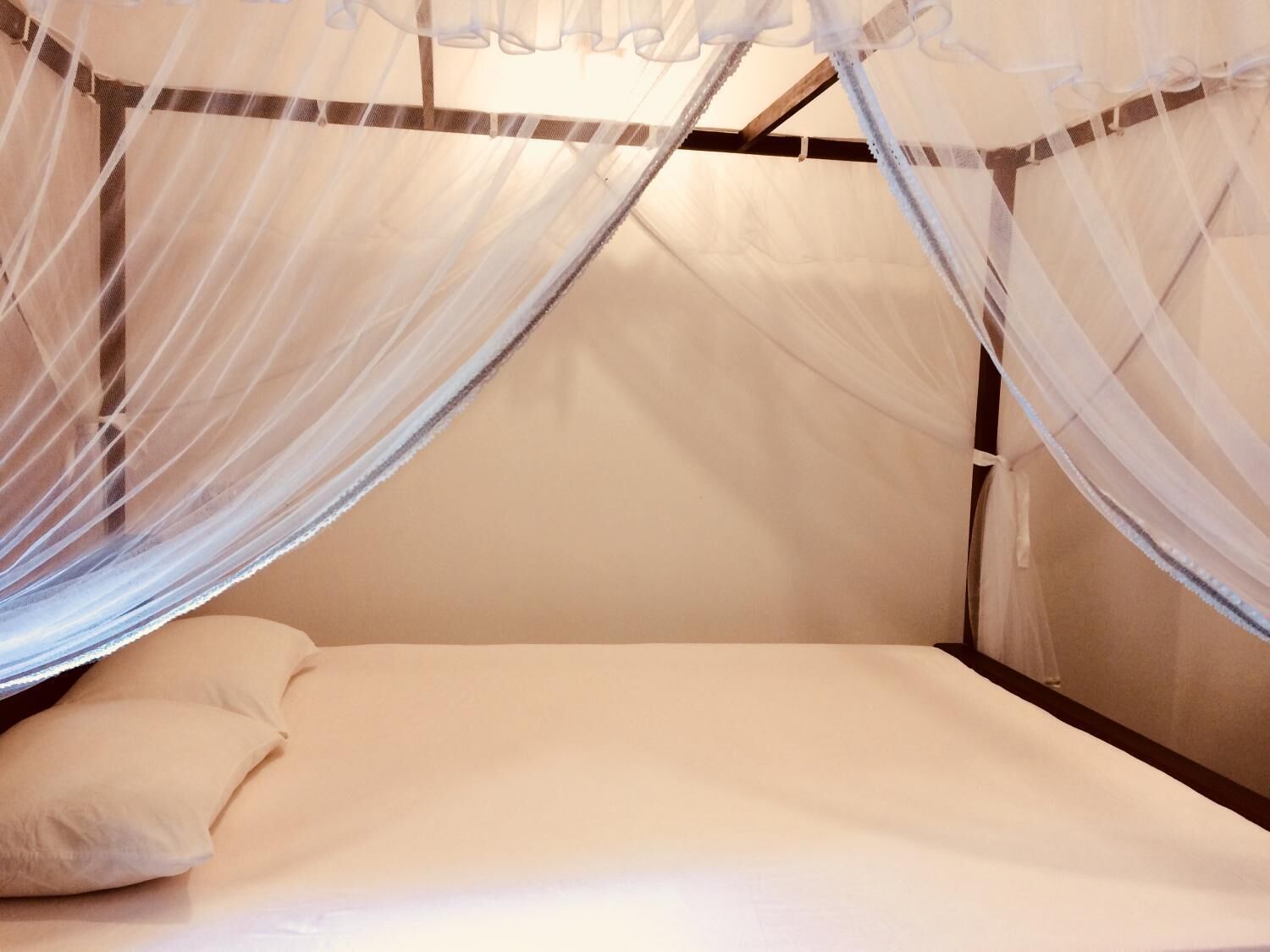 In-room safe, desk, free rollaway beds, free WiFi