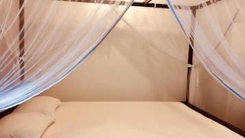In-room safe, desk, free rollaway beds, free WiFi