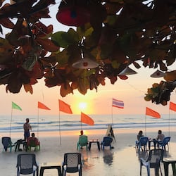 Di pantai