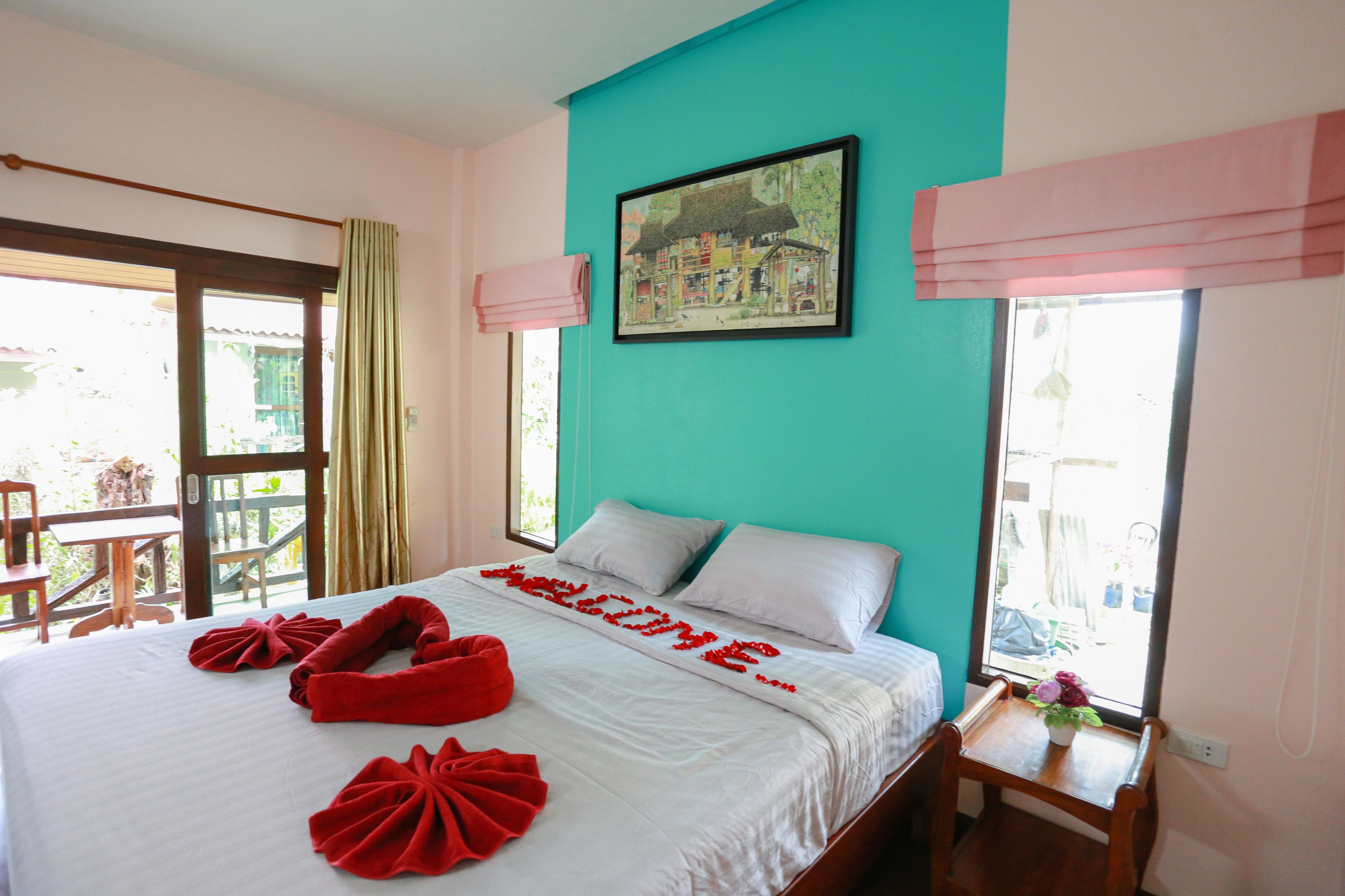 garden view | desk, free wifi