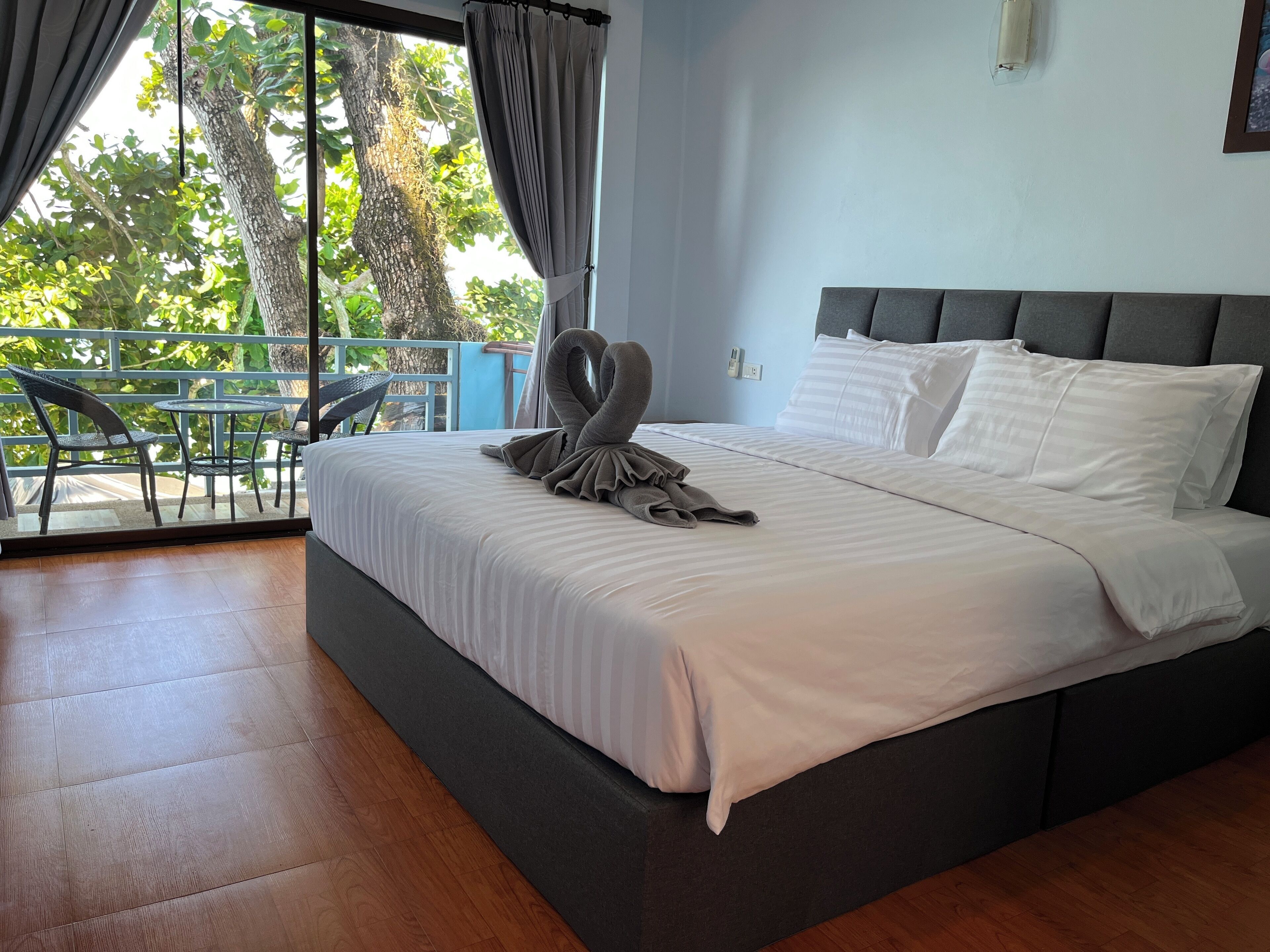 beachfront room | 1 bedroom, minibar, in-room safe, desk