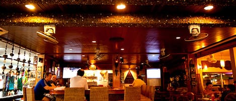 Bar (en la propiedad)