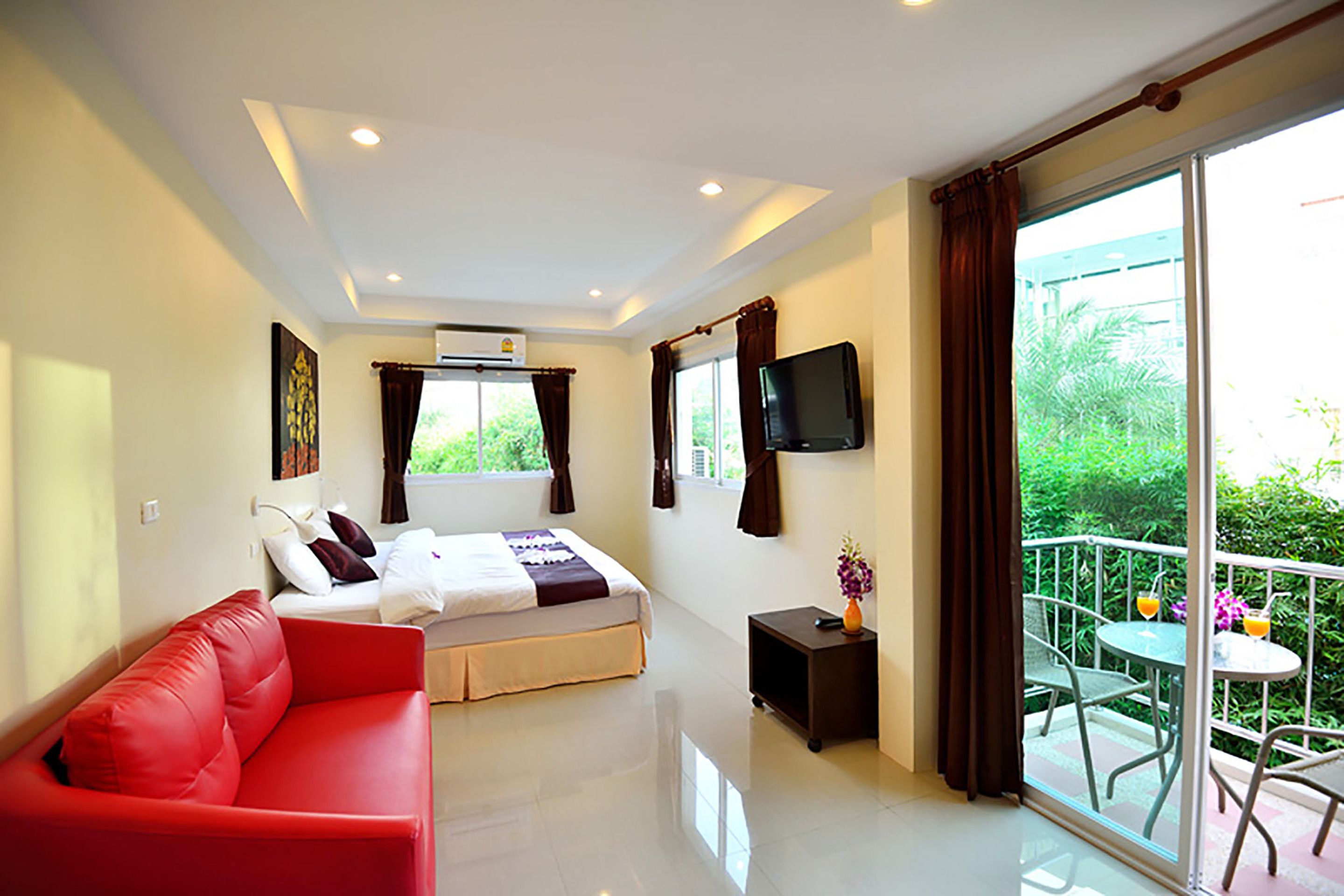 grand deluxe double or twin room | 1 bedroom, minibar, in-room safe, blackout curtains