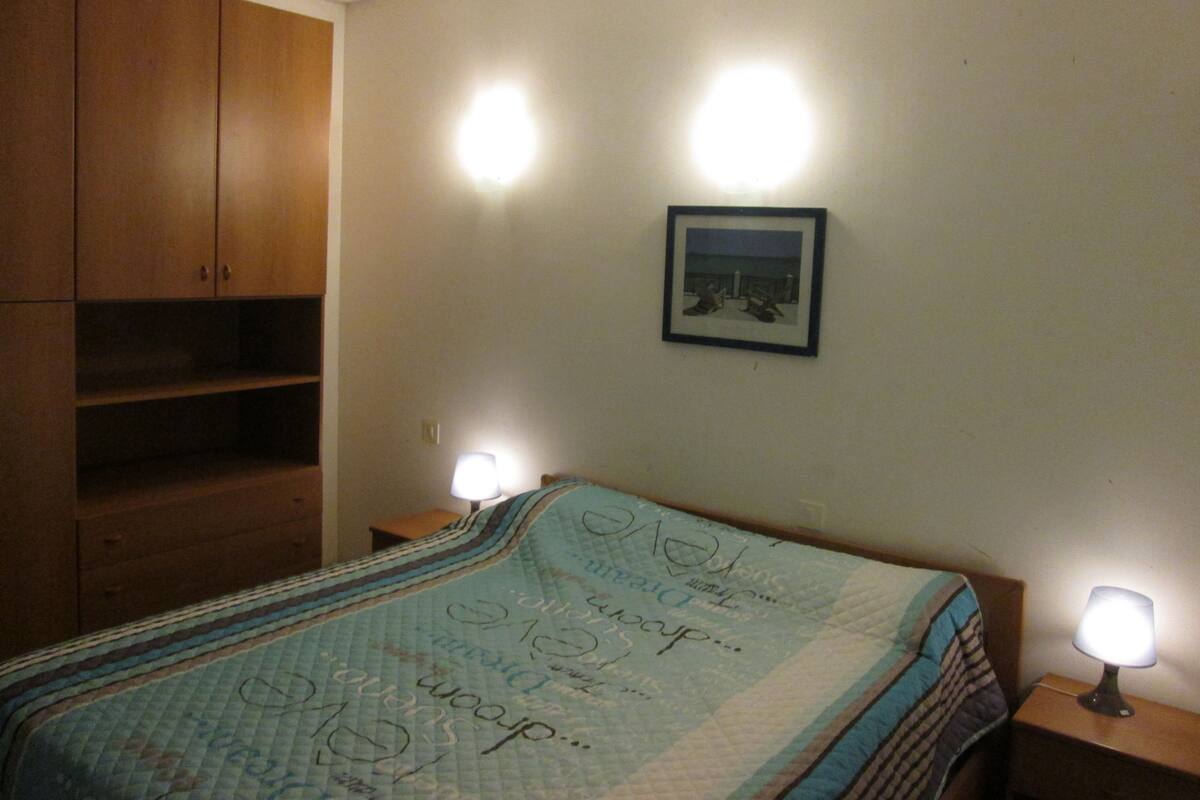 Soundproofing, free cots/infant beds, free WiFi, individually decorated