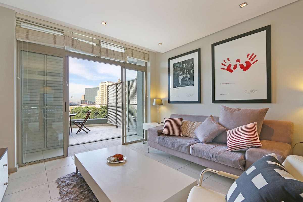 شقة إستديو سوبيريور - سرير مزدوج - منظر للمدينة | منطقة المعيشة | تلفزيون بشاشة مسطحة