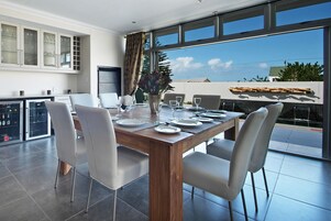 TV de tela plana 42 polegadas com canais via satélite, TV, lareira