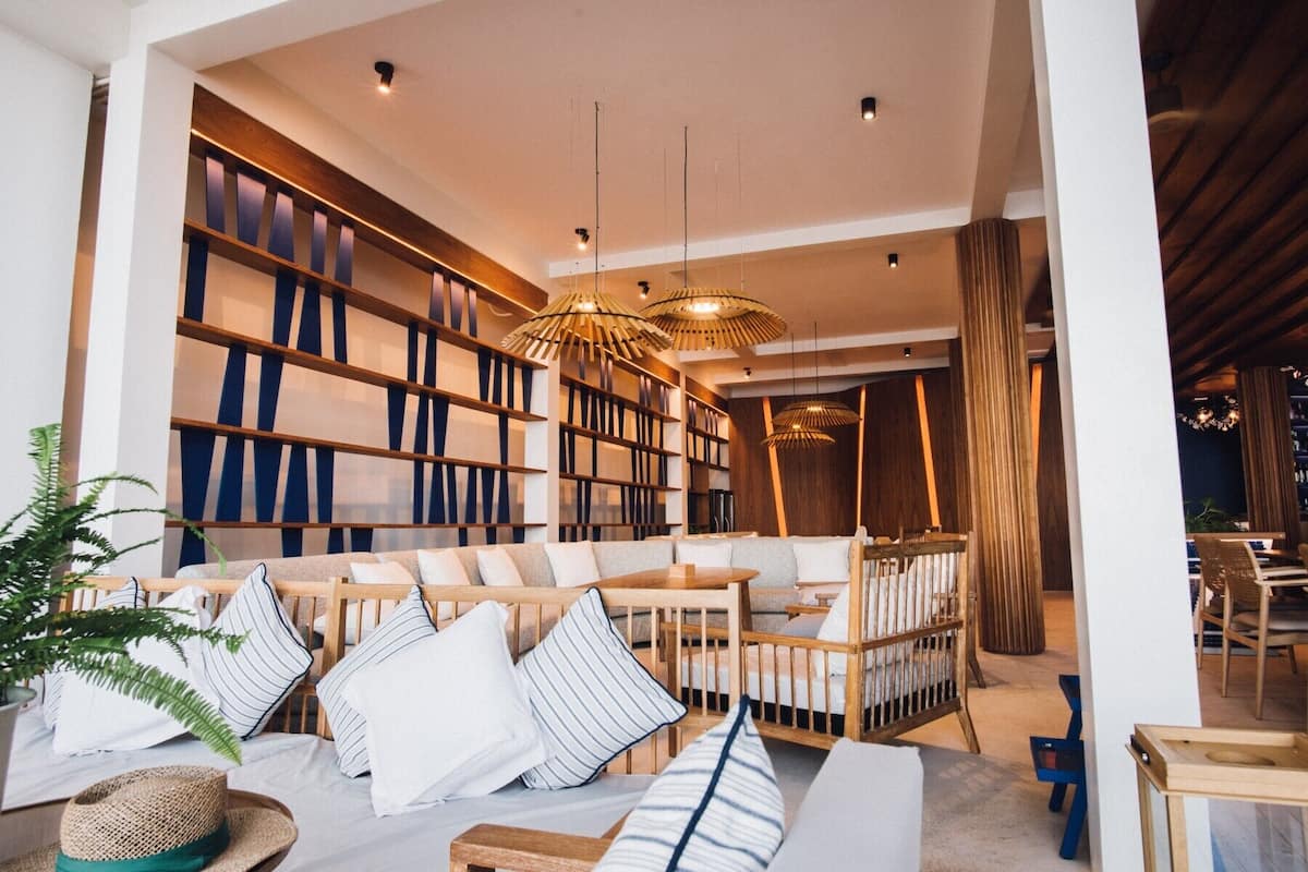 breakfast, lunch, dinner served; thai cuisine, beach views