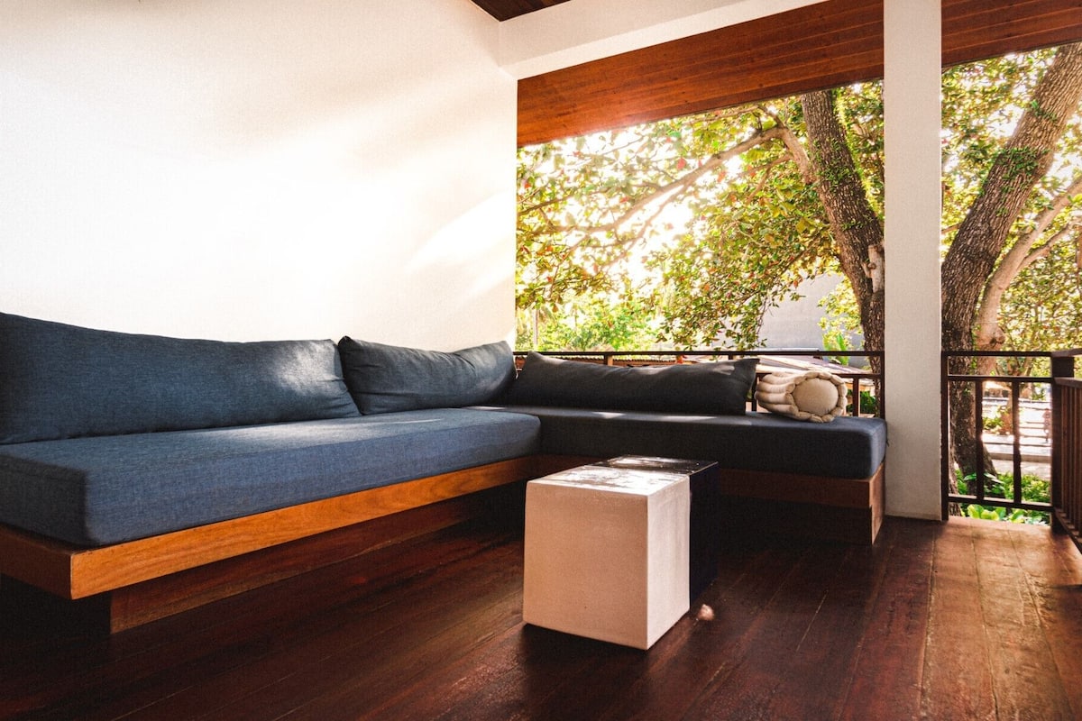 room | terrace/patio