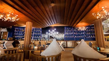 Breakfast, lunch, dinner served; Thai cuisine, beach views