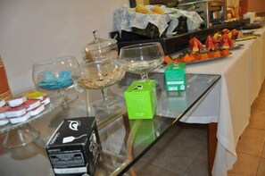 Gratis morgenmadsbuffet hver dag