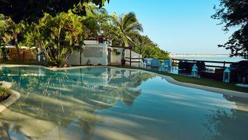 2 outdoor pools, sun loungers