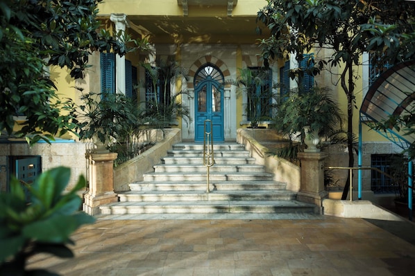 Entrée de l’hébergement