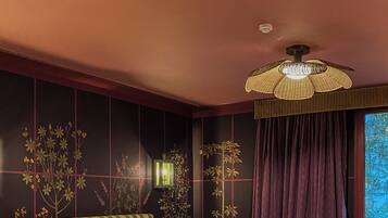 Habitación Grand | Ropa de cama de alta calidad, edredones de plumas, minibar y caja fuerte