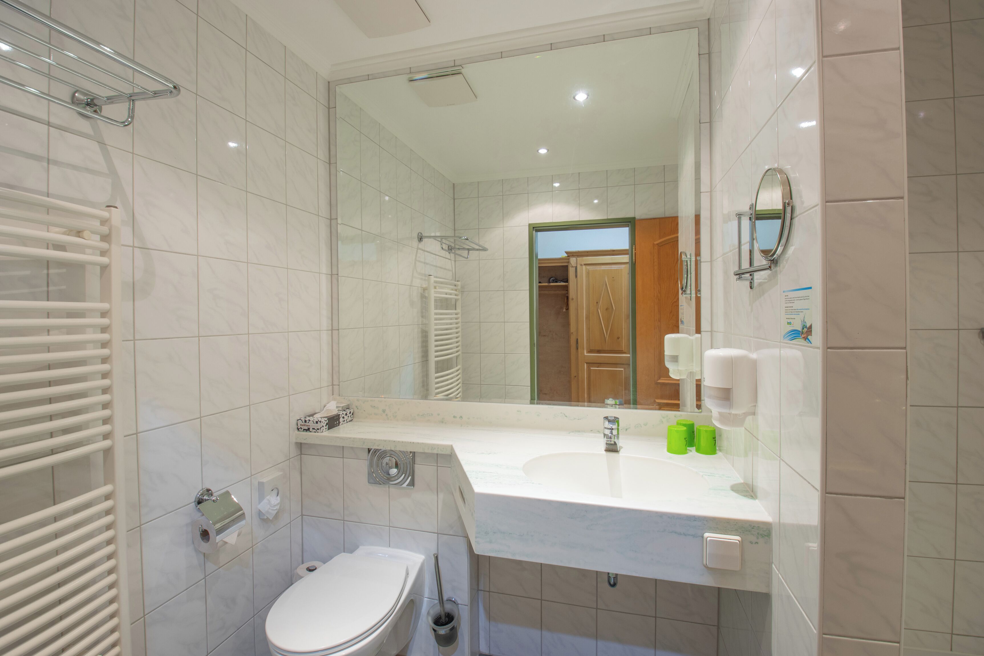 triple room | bathroom | shower, hair dryer, towels