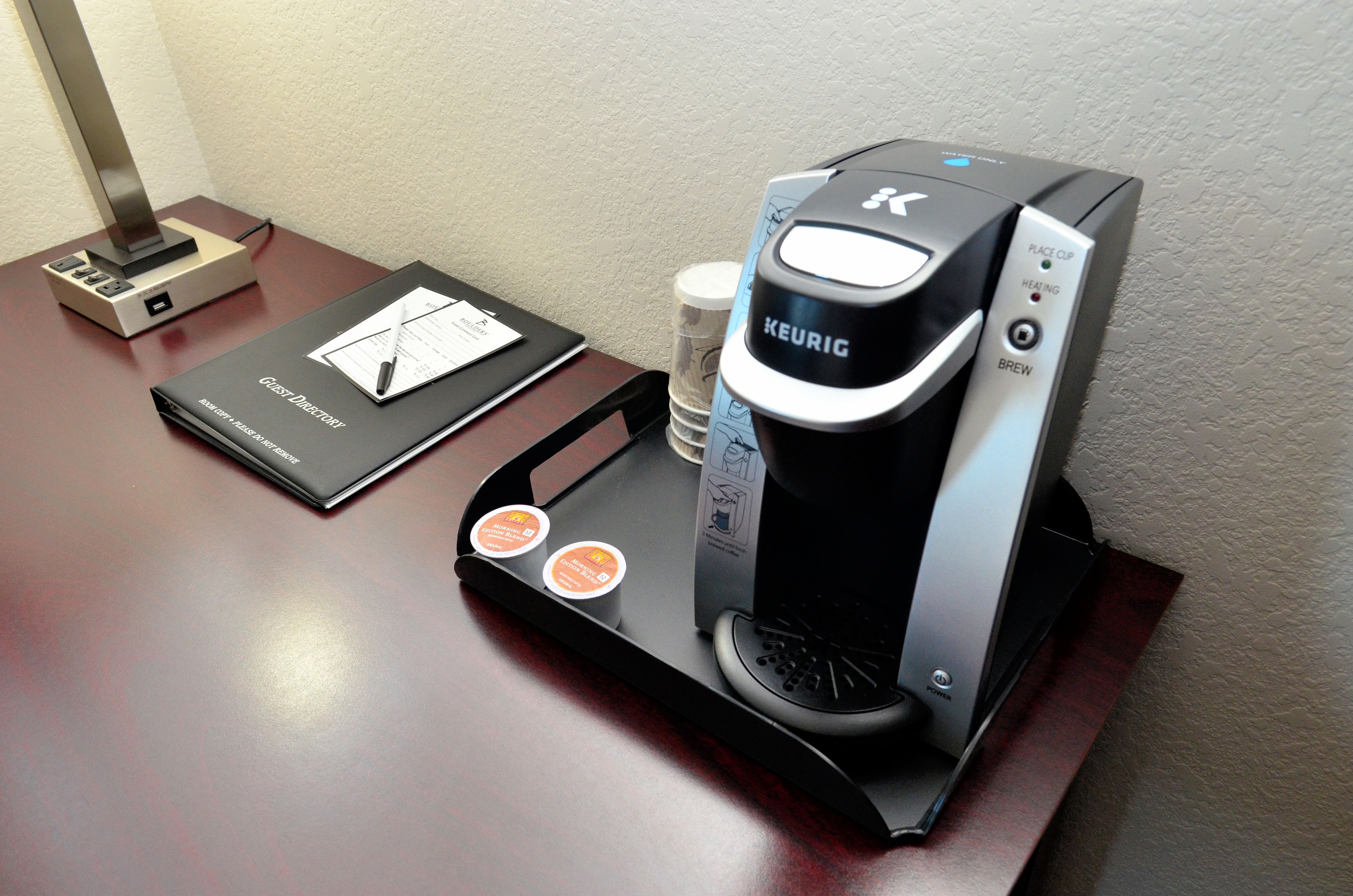 room, 1 king bed, non smoking | premium bedding, pillow-top beds, in-room safe, desk