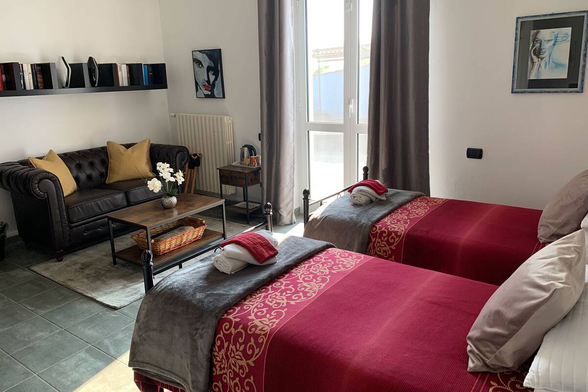 Deluxe Double or Twin Room, 2 Single Beds, Garden View, Ground Floor