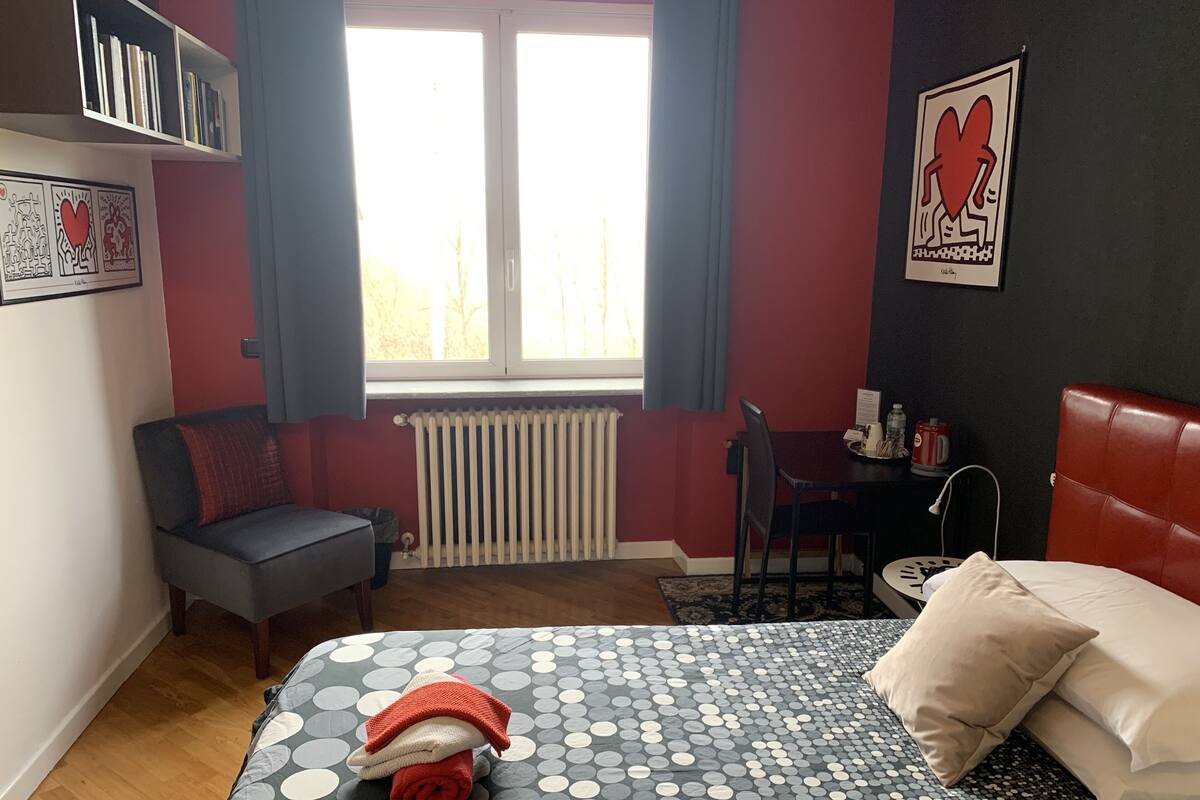 Design Single Room, 1 Large Single Bed, Pool View