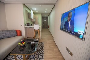 Junior Suite | Living area - DownTown Hotel Maârif Casablanca By TSA (Casablanca)