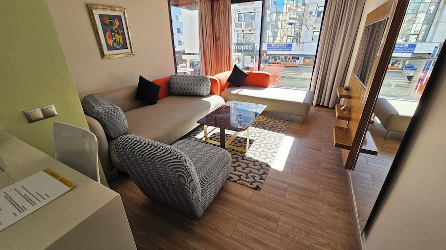 DownTown Hotel Maârif Casablanca By TSA