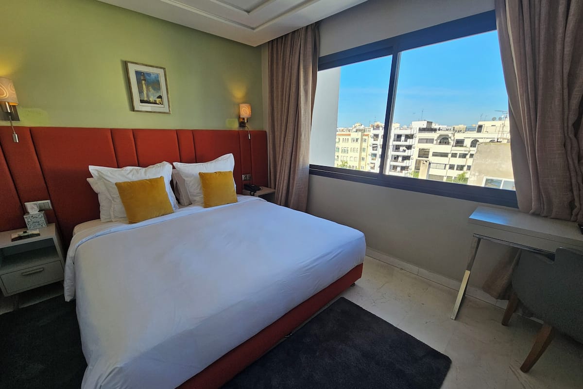 Presidential Suite | 1 bedroom, premium bedding, pillowtop beds, in-room safe