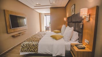 1 bedroom, premium bedding, pillow-top beds, in-room safe