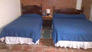 Frigobar, camas extras/dobráveis (sobretaxa)