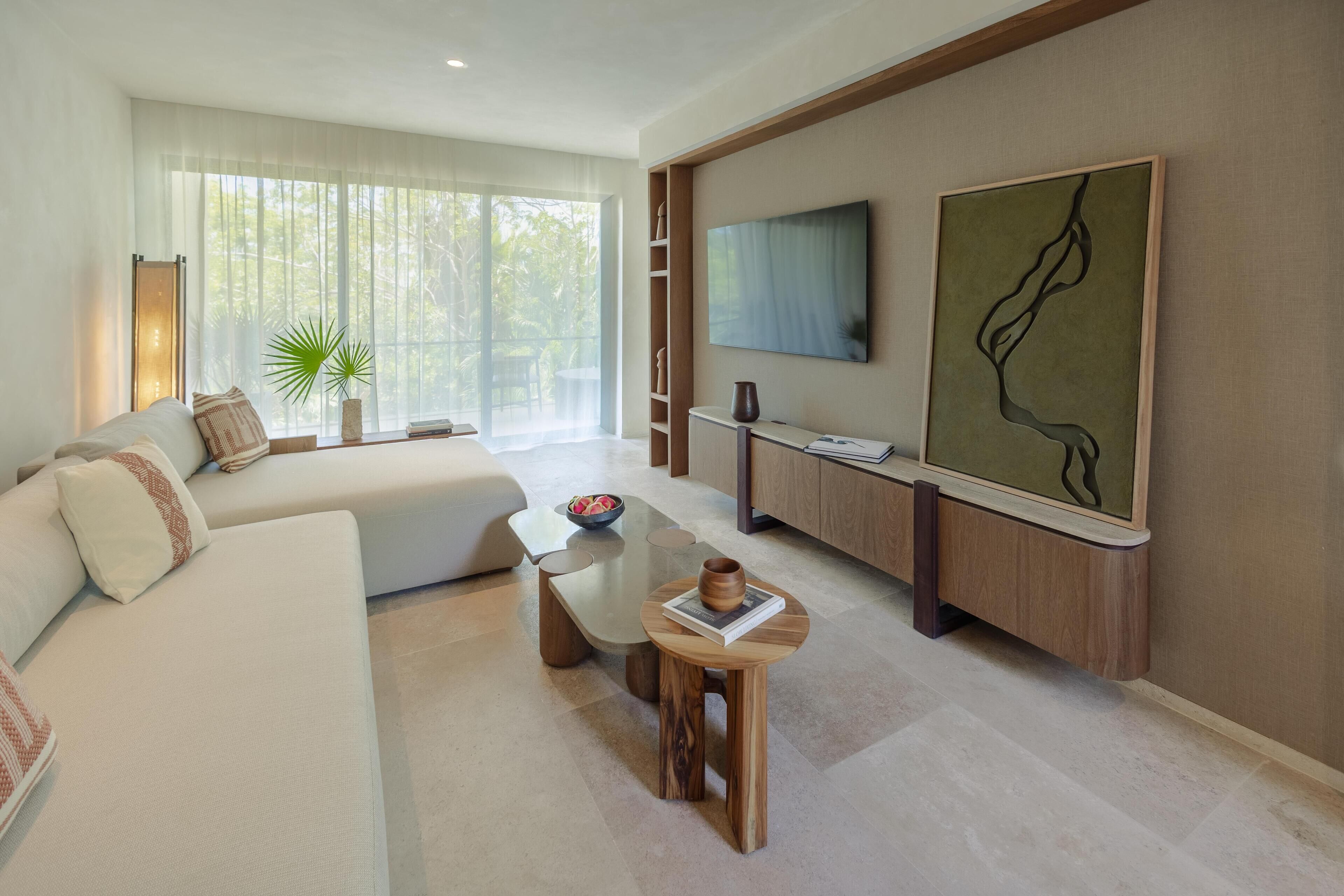 Suite, Lagoon View (Sanctuary, Lagoon Area)