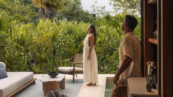 Hochwertige Bettwaren, Minibar (mit einigen kostenlosen Artikeln)